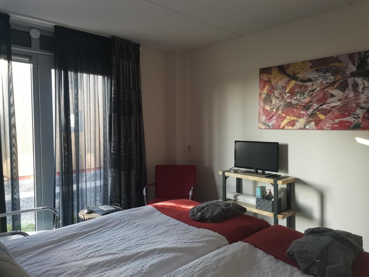 B&B Bovenweg Ренен Екстер'єр фото