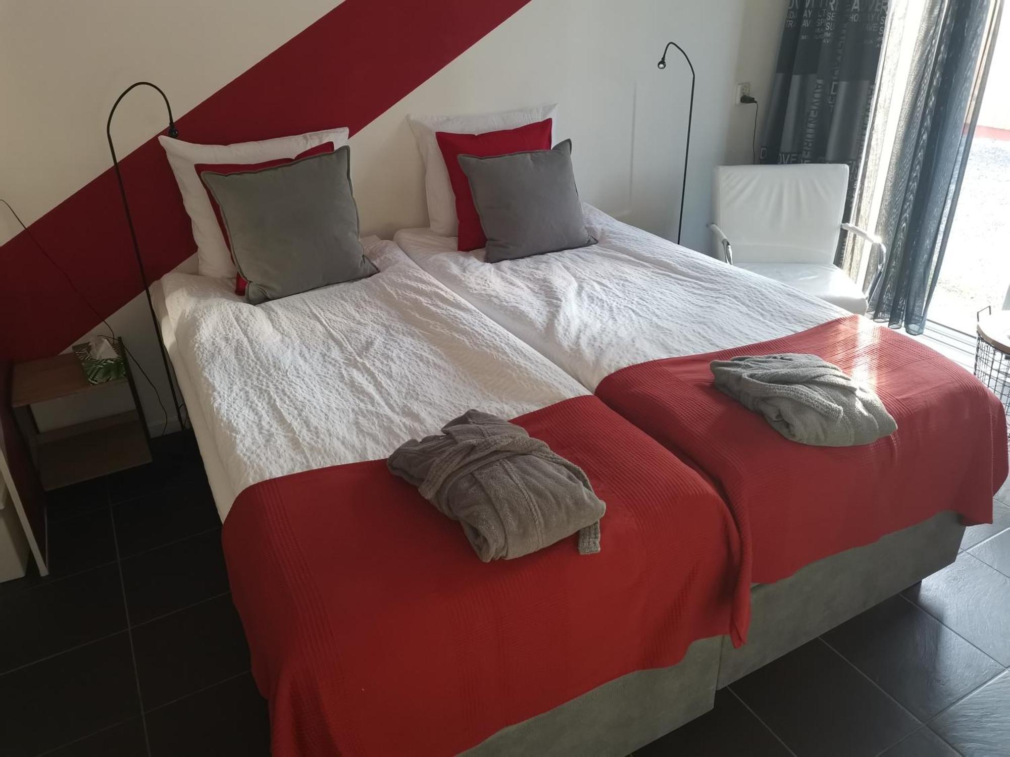 B&B Bovenweg Ренен Номер фото