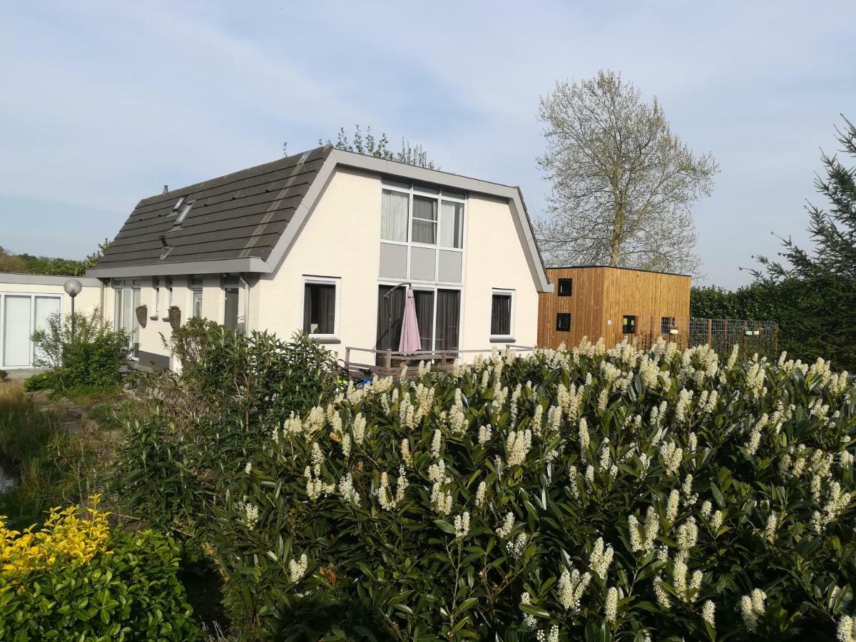 B&B Bovenweg Ренен Екстер'єр фото